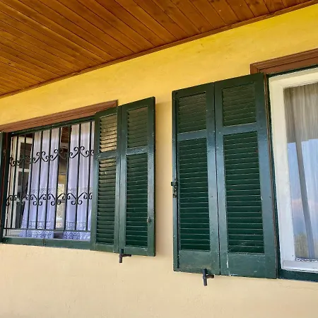 Eξοχικό : Oι πρόποδες